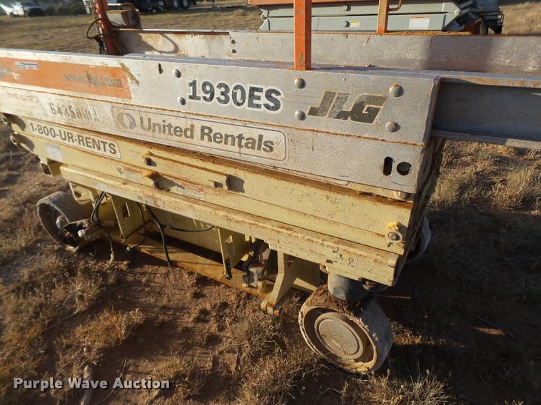 image for item DL9114 JLG 1930ES scissor lift