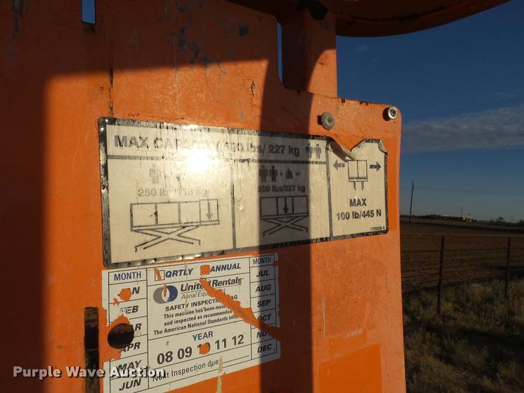 image for item DL9115 JLG 1930ES scissor lift