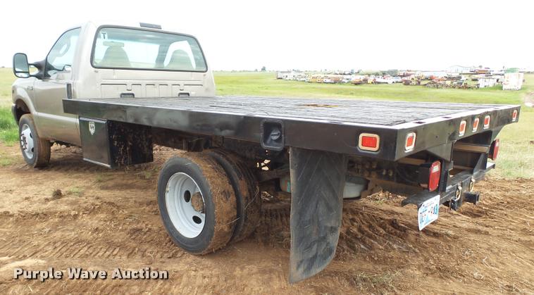 image for item DL9143 2004 Ford F450 Super Duty flatbed truck