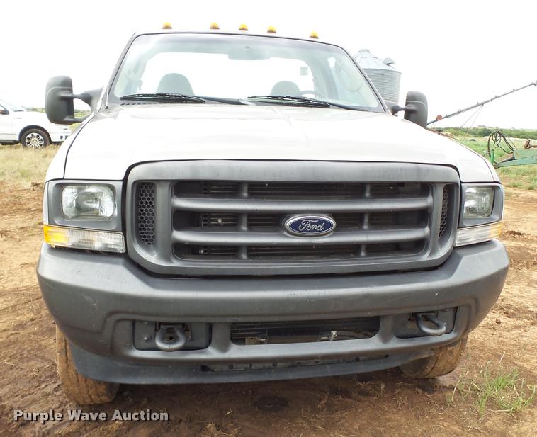 image for item DL9143 2004 Ford F450 Super Duty flatbed truck