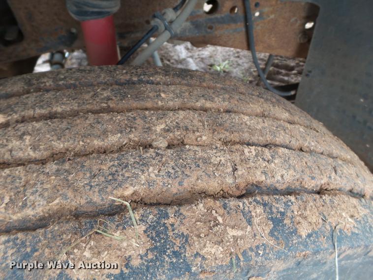 image for item DL9143 2004 Ford F450 Super Duty flatbed truck