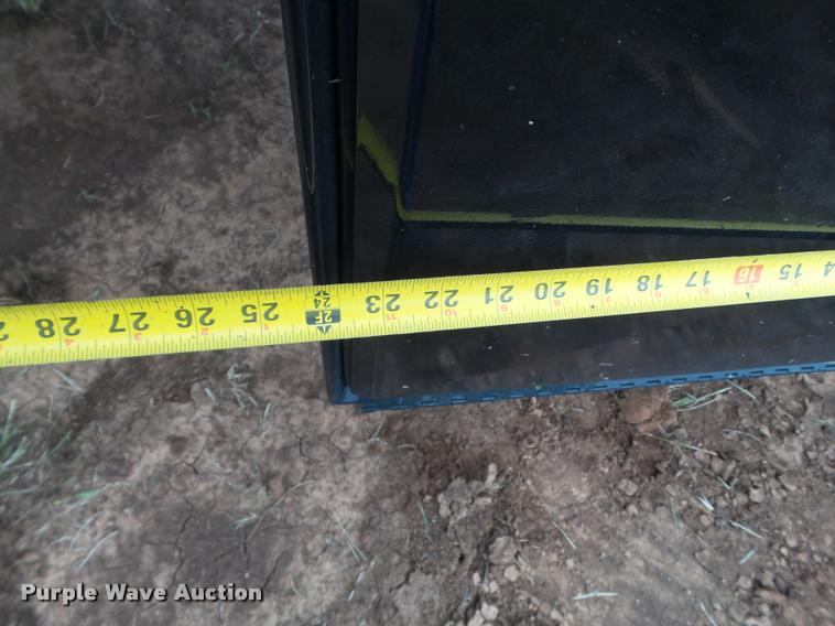 image for item DL9143 2004 Ford F450 Super Duty flatbed truck