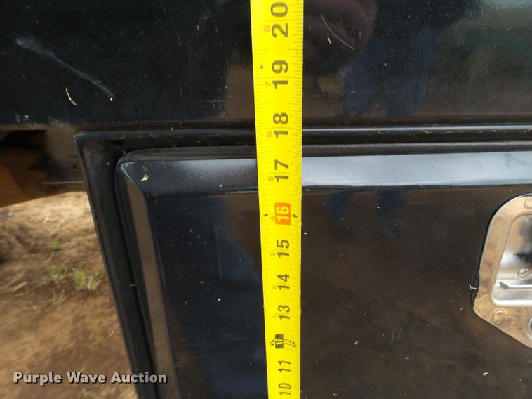 image for item DL9143 2004 Ford F450 Super Duty flatbed truck