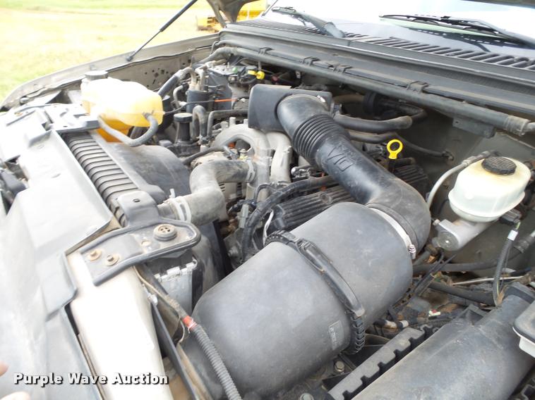 image for item DL9143 2004 Ford F450 Super Duty flatbed truck