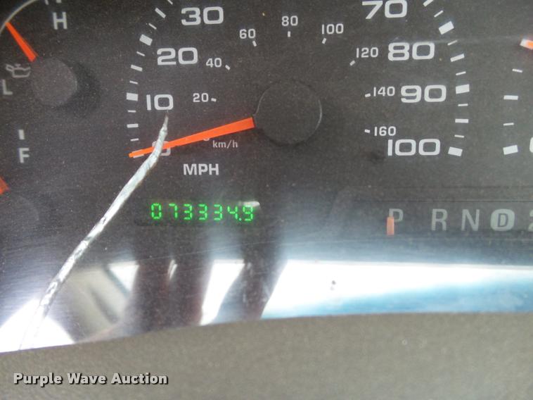 image for item DL9143 2004 Ford F450 Super Duty flatbed truck