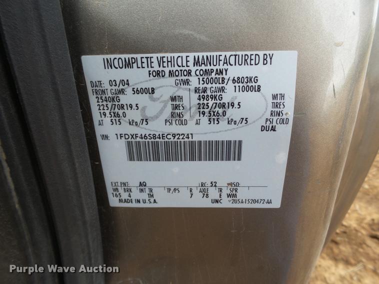 image for item DL9143 2004 Ford F450 Super Duty flatbed truck