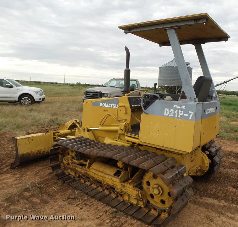 image for item DL9146 Komatsu D21P-7 dozer