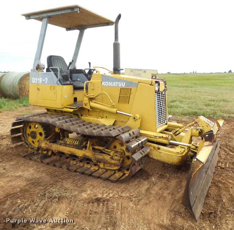 image for item DL9146 Komatsu D21P-7 dozer