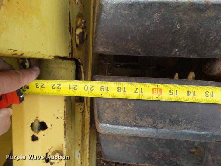 image for item DL9146 Komatsu D21P-7 dozer