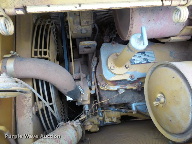 image for item DL9147 1987 Caterpillar 931B track loader