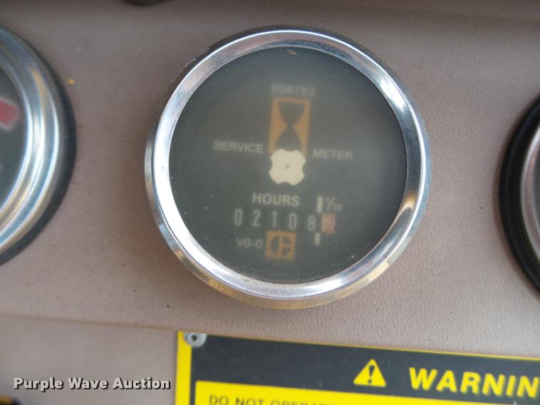 image for item DL9147 1987 Caterpillar 931B track loader