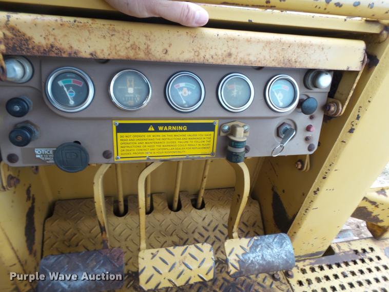 image for item DL9147 1987 Caterpillar 931B track loader