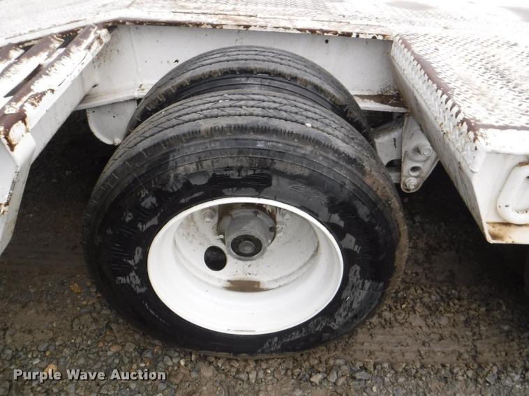 image for item J5694 2003 Interstate equipment trailer