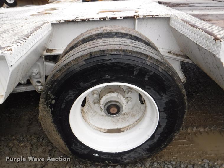 image for item J5694 2003 Interstate equipment trailer