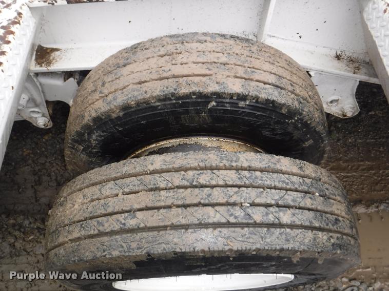 image for item J5694 2003 Interstate equipment trailer