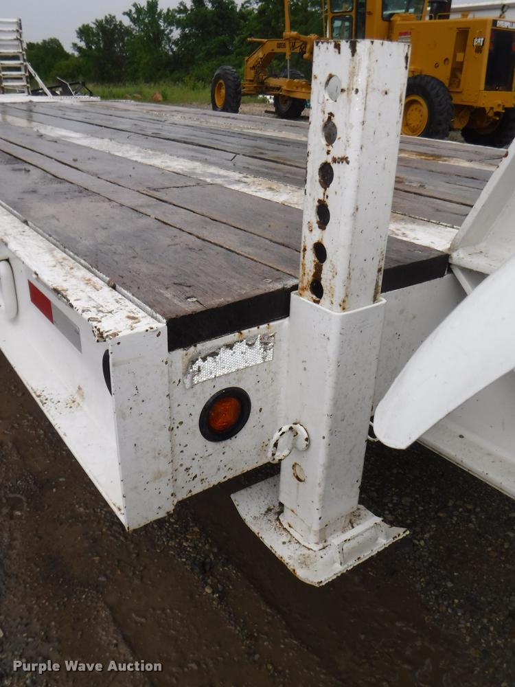image for item J5694 2003 Interstate equipment trailer