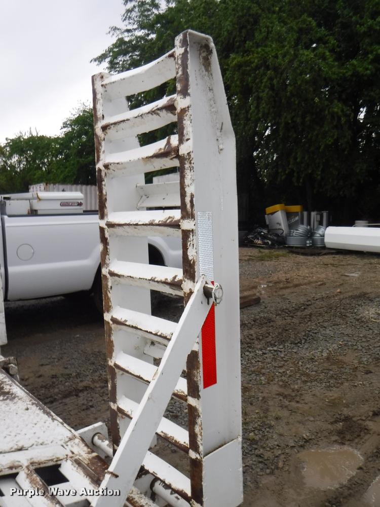 image for item J5694 2003 Interstate equipment trailer