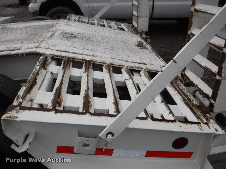 image for item J5694 2003 Interstate equipment trailer