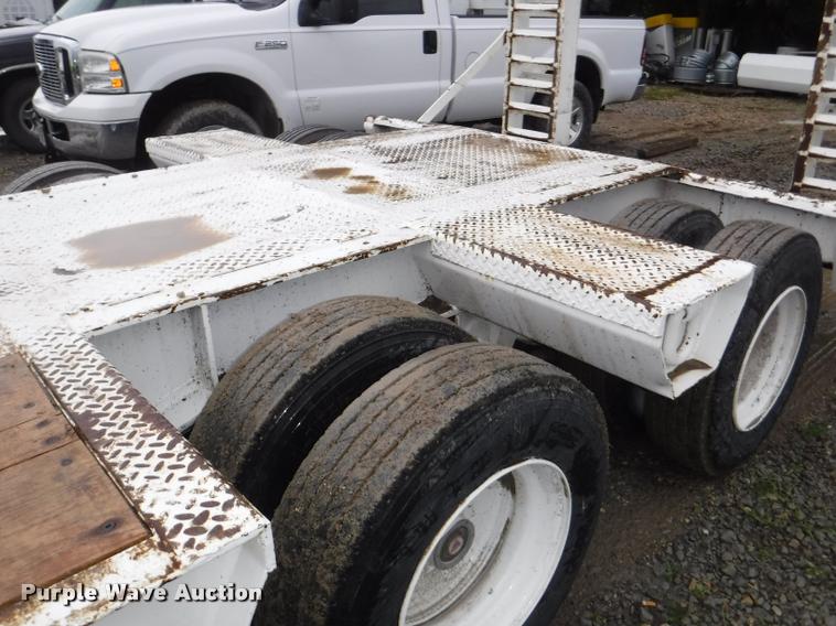 image for item J5694 2003 Interstate equipment trailer