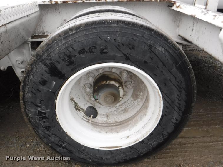 image for item J5694 2003 Interstate equipment trailer