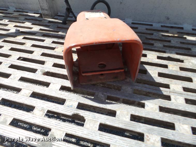 image for item K3276 1997 Snorkel TB60RT boom lift