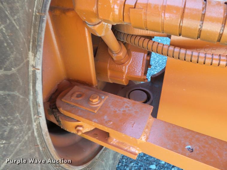 image for item K3276 1997 Snorkel TB60RT boom lift