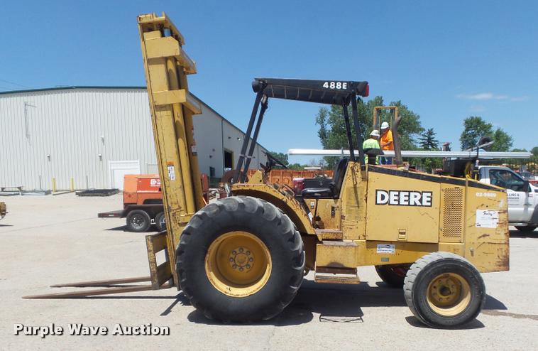 image for item K7611 1997 John Deere 488E forklift