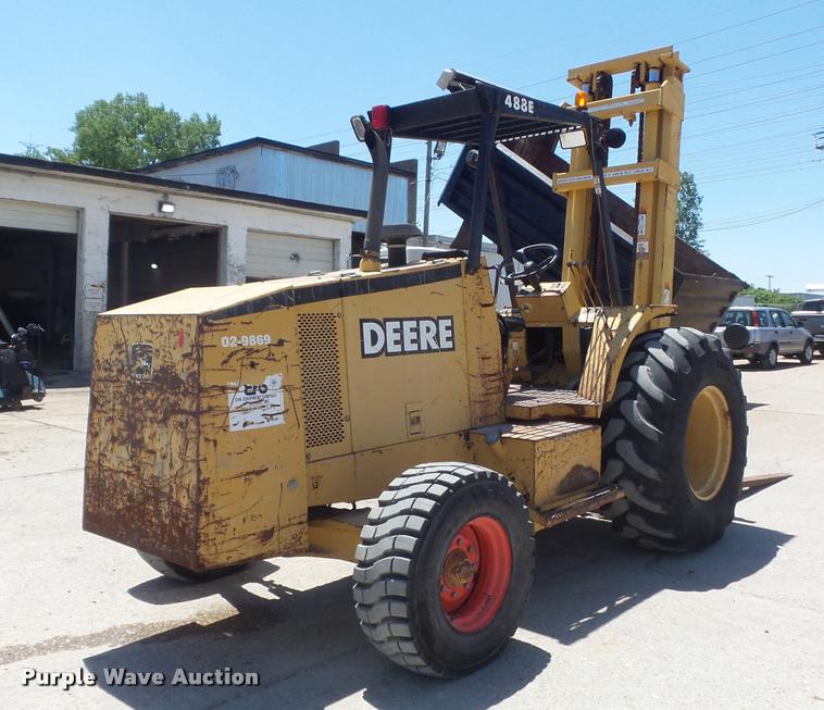 image for item K7611 1997 John Deere 488E forklift