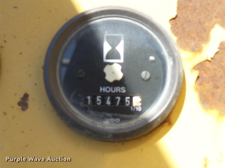 image for item K7611 1997 John Deere 488E forklift