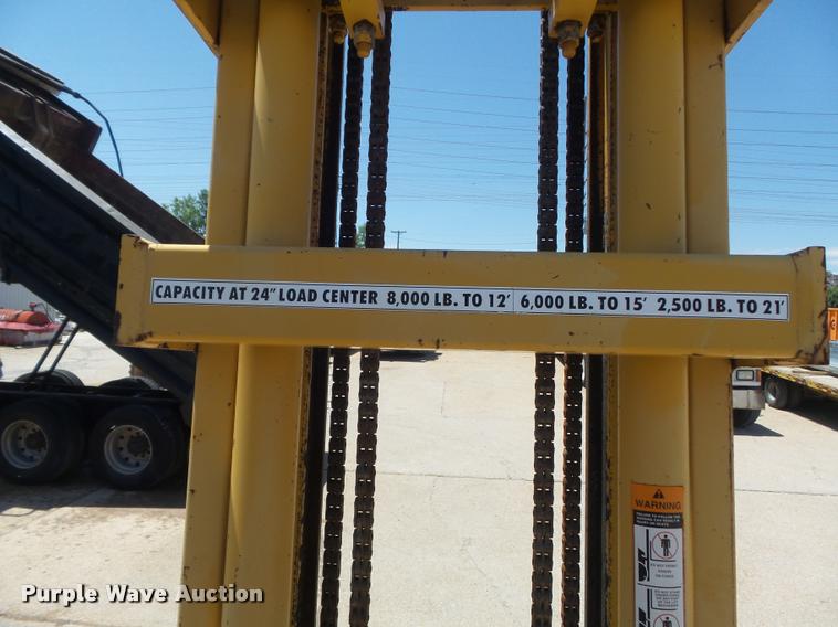 image for item K7611 1997 John Deere 488E forklift