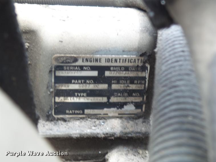 image for item K7615 1992 Ford FT900 lugger truck