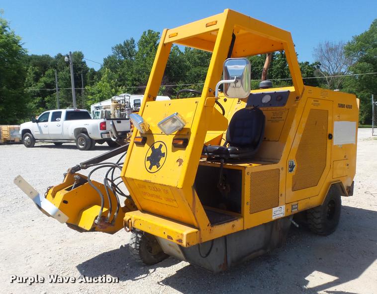 image for item K7617 1989 Dickson Turbo Blast 4000 Series 1B road surface grinder/blaster