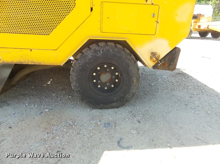 image for item K7617 1989 Dickson Turbo Blast 4000 Series 1B road surface grinder/blaster