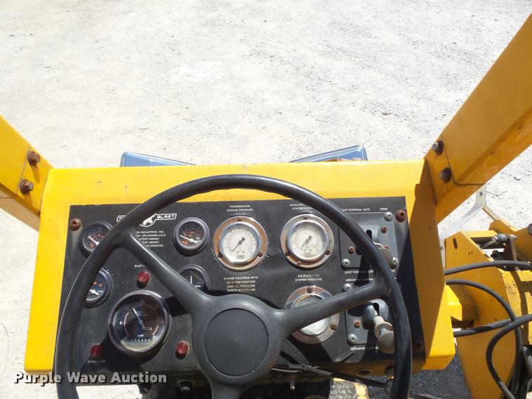 image for item K7617 1989 Dickson Turbo Blast 4000 Series 1B road surface grinder/blaster