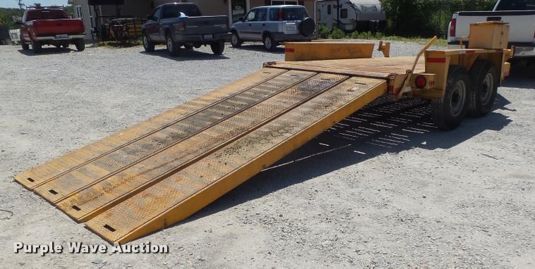 image for item K7617 1989 Dickson Turbo Blast 4000 Series 1B road surface grinder/blaster