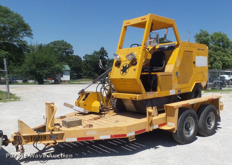 image for item K7617 1989 Dickson Turbo Blast 4000 Series 1B road surface grinder/blaster