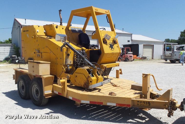 image for item K7617 1989 Dickson Turbo Blast 4000 Series 1B road surface grinder/blaster