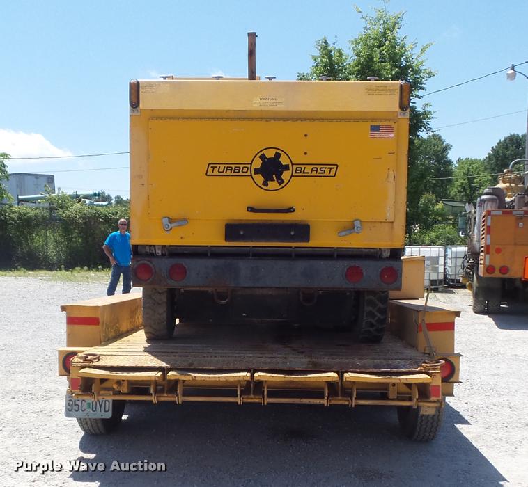 image for item K7617 1989 Dickson Turbo Blast 4000 Series 1B road surface grinder/blaster