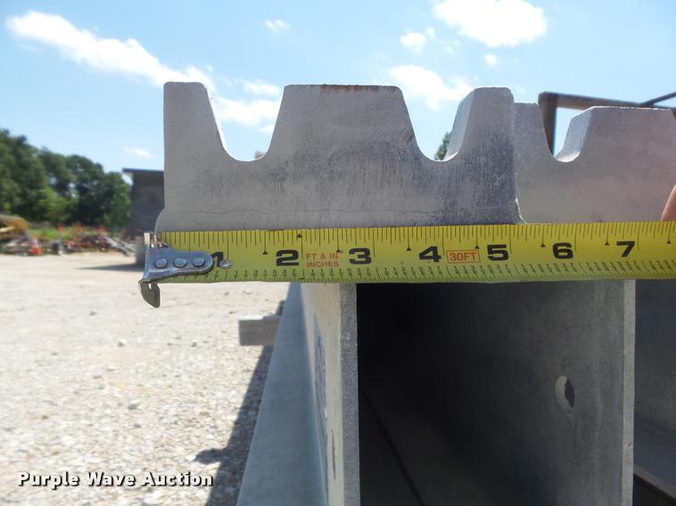 image for item K7618 (37) galvanized I-beams