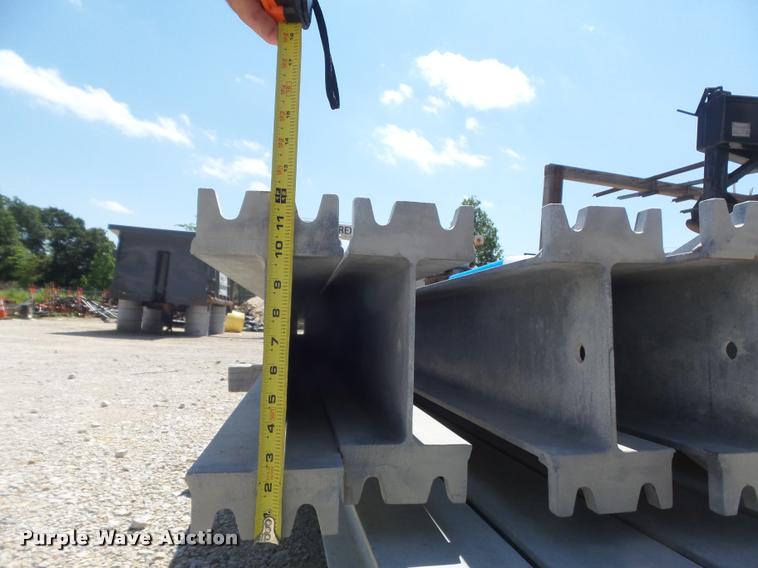 image for item K7618 (37) galvanized I-beams