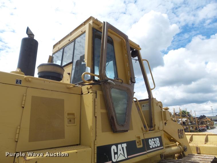 image for item K7623 1998 Caterpillar 963B track loader