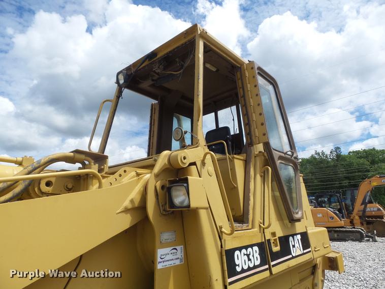 image for item K7623 1998 Caterpillar 963B track loader