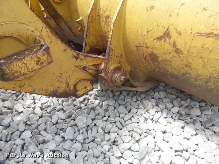 image for item K7623 1998 Caterpillar 963B track loader