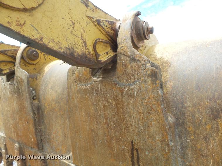 image for item K7623 1998 Caterpillar 963B track loader