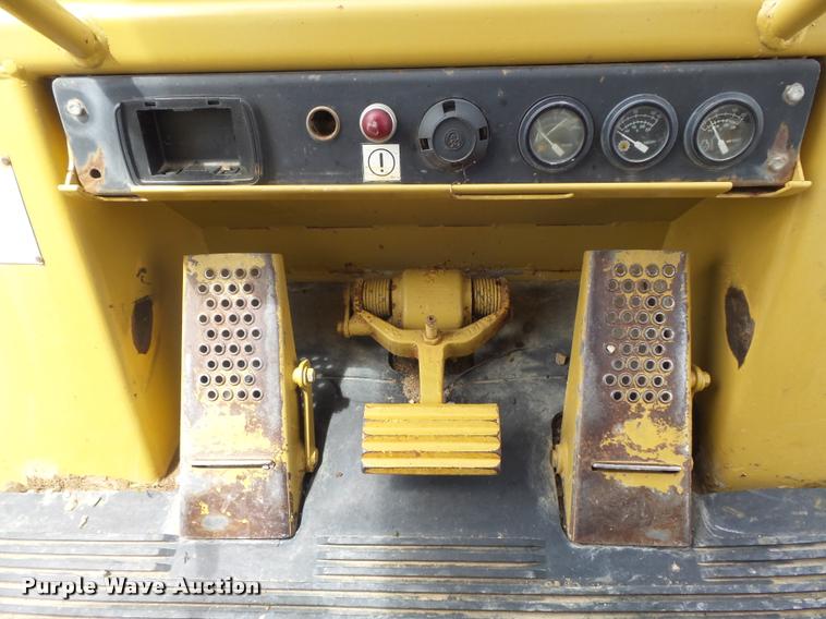 image for item K7623 1998 Caterpillar 963B track loader