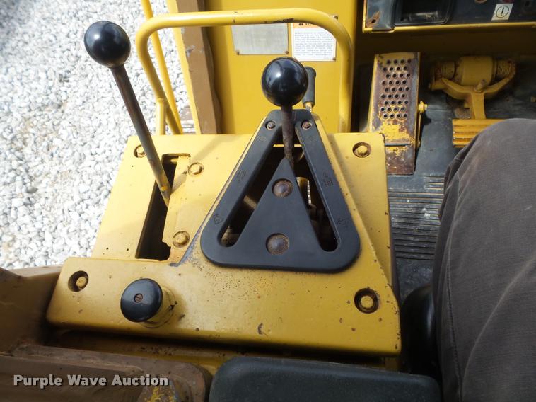 image for item K7623 1998 Caterpillar 963B track loader