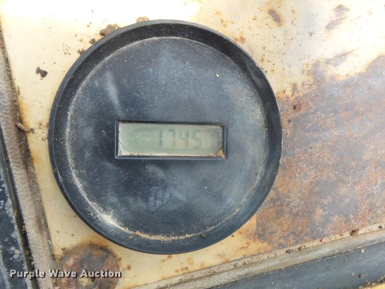 image for item K7623 1998 Caterpillar 963B track loader