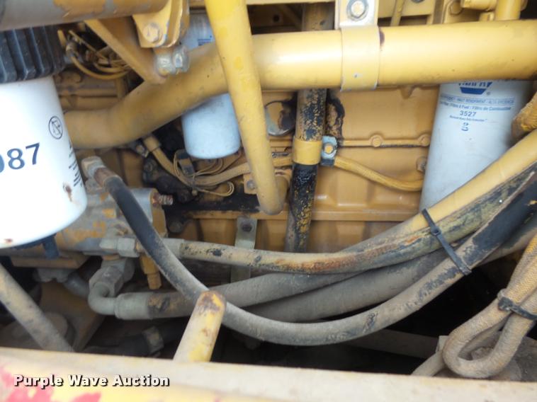 image for item K7623 1998 Caterpillar 963B track loader