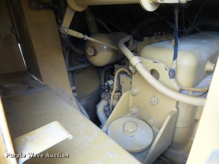 image for item K7623 1998 Caterpillar 963B track loader