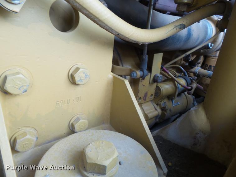 image for item K7623 1998 Caterpillar 963B track loader